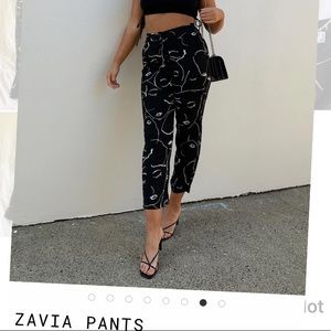 Princess Polly zavia pants in black size 0 never